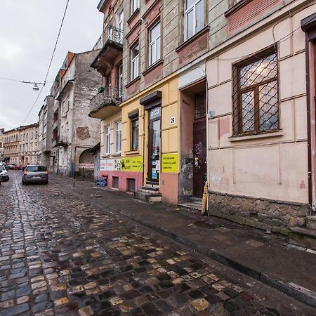 Квартира Подобово В Центрі На Вулиця Скорика 25 Колишня Чайковського Біля Філармонії إلفيف المظهر الخارجي الصورة